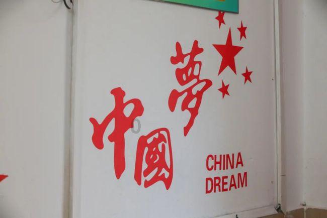 绯雨骑士团